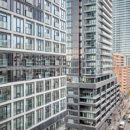 Panorama Suites Downtown Toronto Exteriör bild
